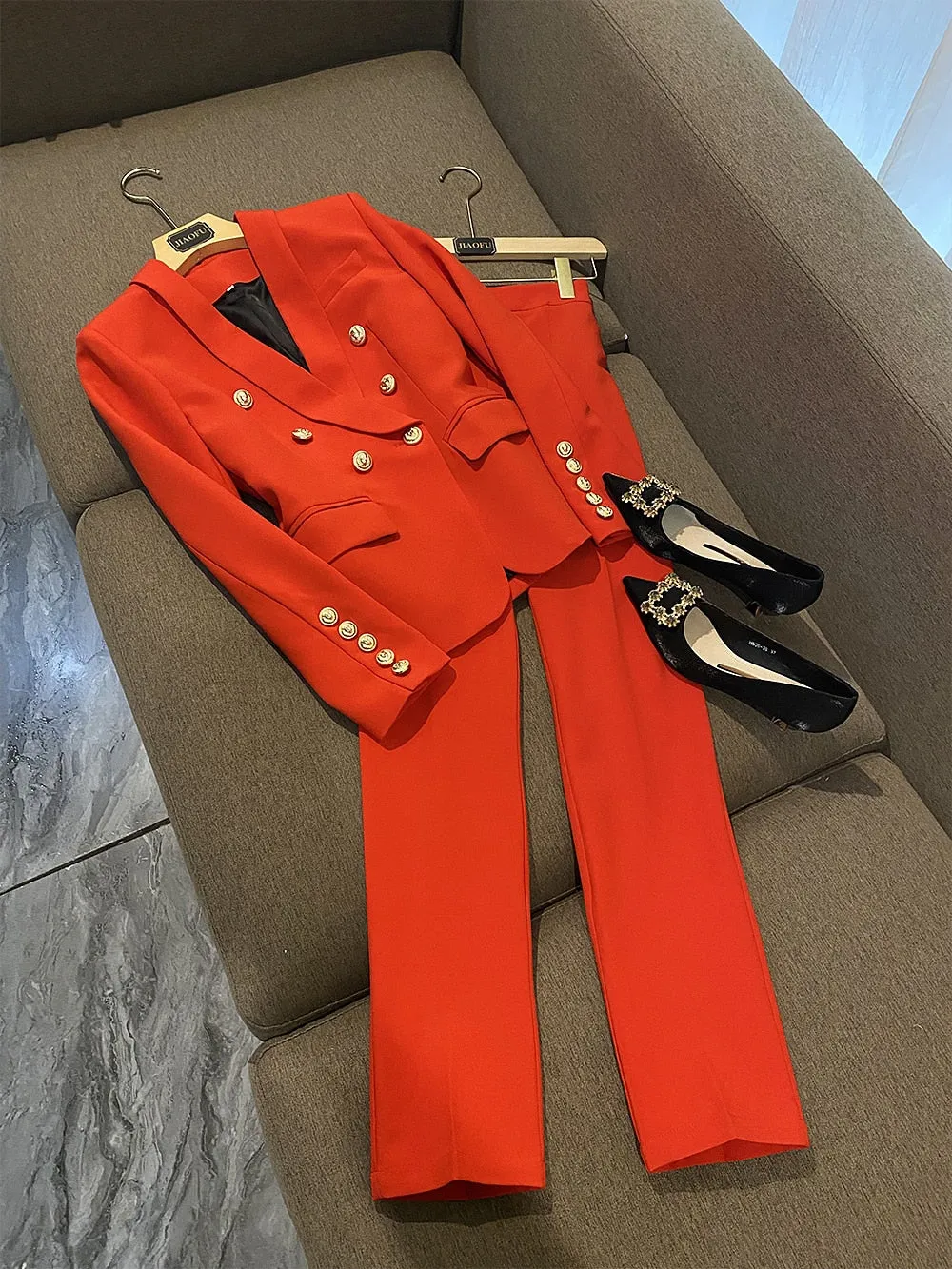 Designer Beige Black Red Blazer Suit Set Women's Classic Shawl Collar Lion Buttons Double Breasted Blazer Pants Suits