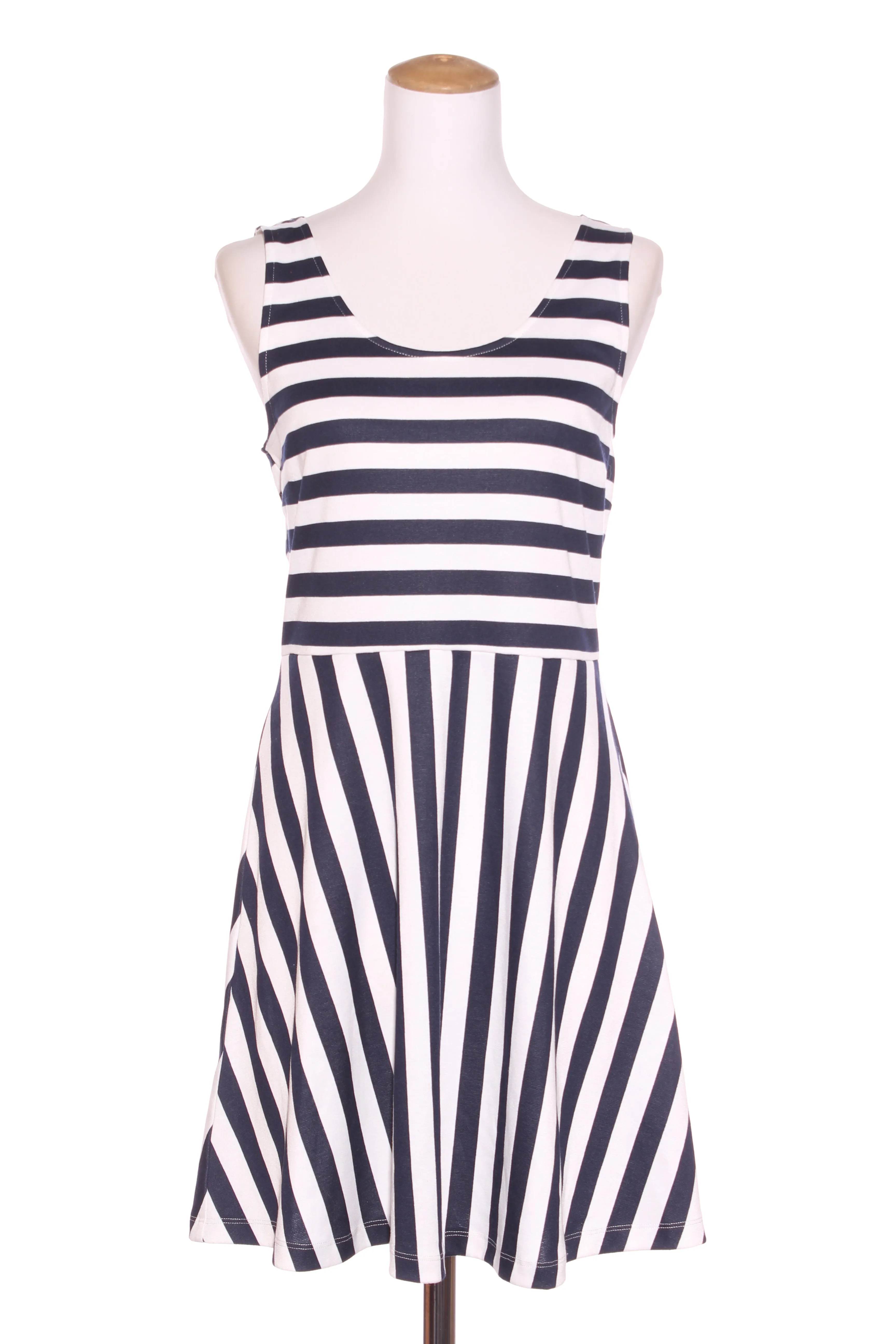 H&M - Navy stripe fit & flare dress! 12