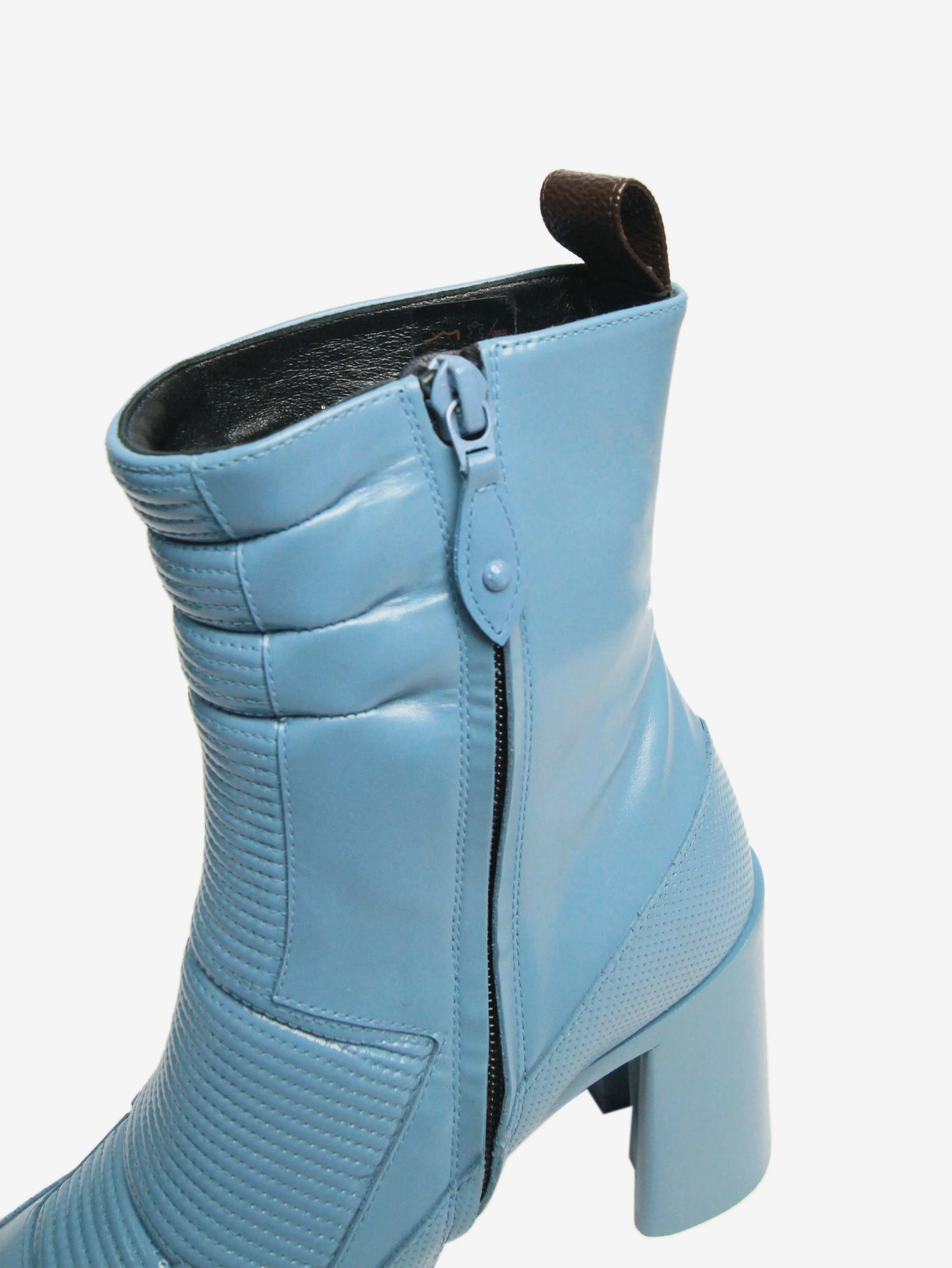 Lavender blue Berlin ankle boots - size EU 37.5