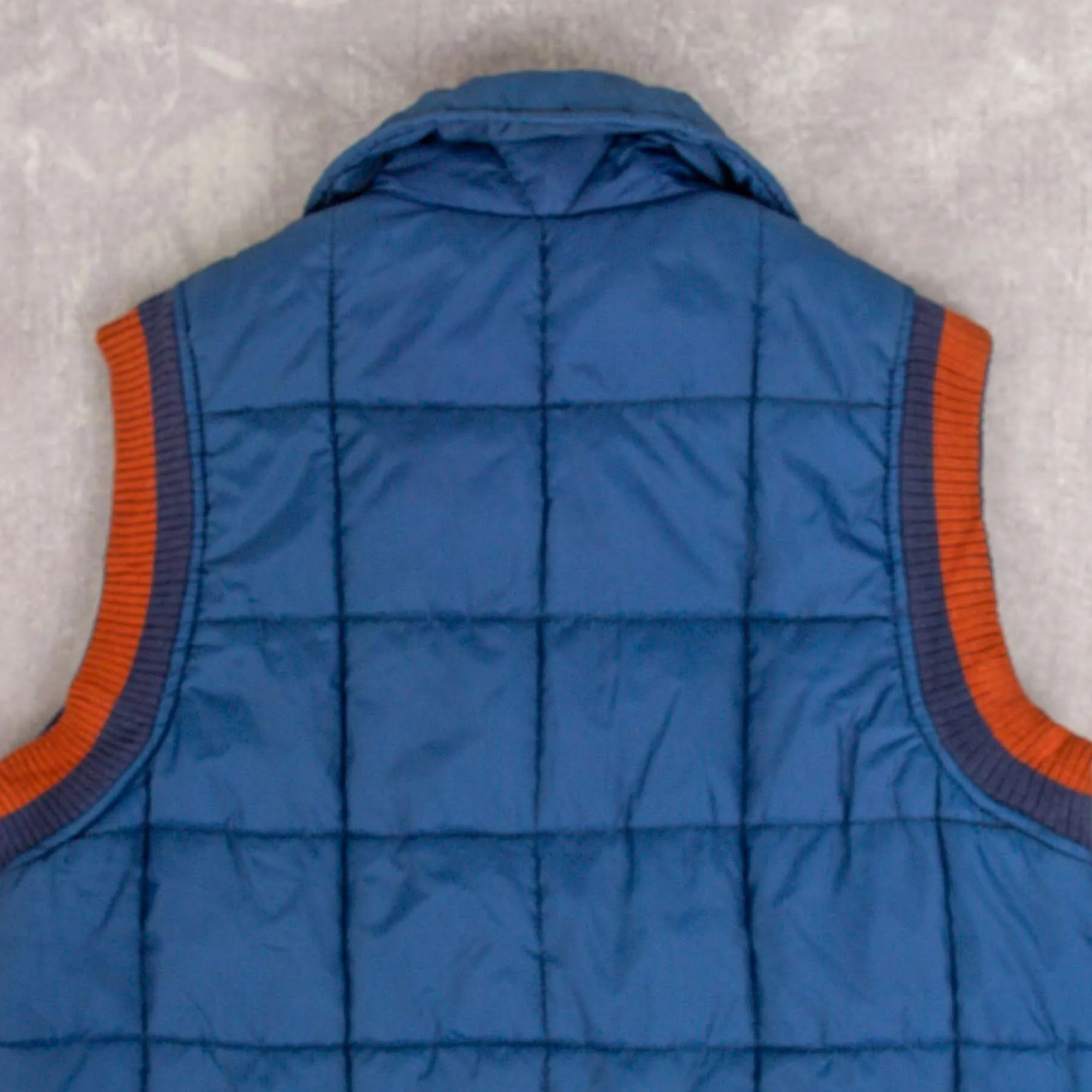 MEN'S VINTAGE 1980S SEARS PUFFER DOWN GILET JACKET - LARGE