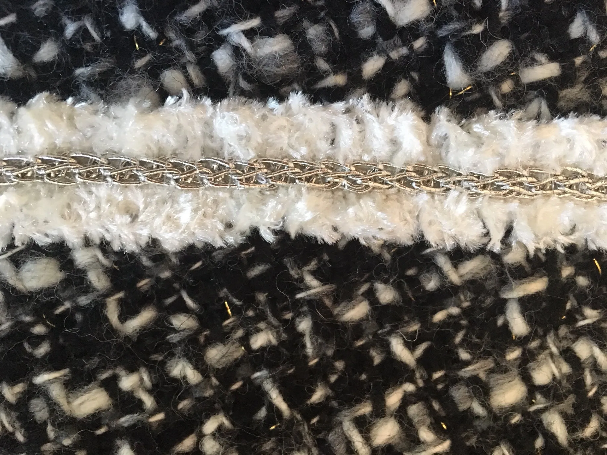 Off-White/Silver Chain Braid Trim