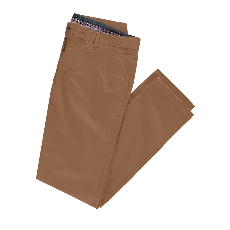 Perk Chinos in Smooth Oak