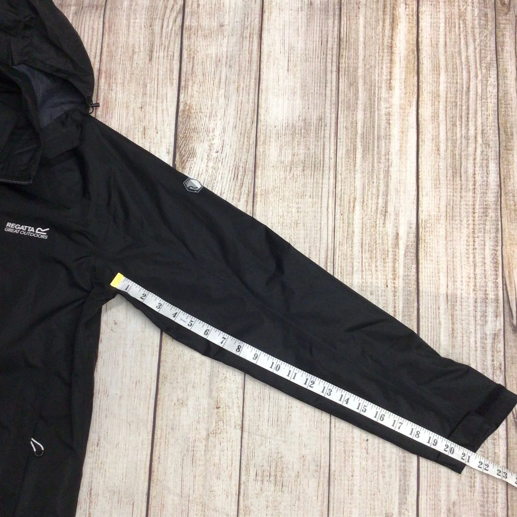 Regatta Black Lightweight Waterproof Jacket Size M