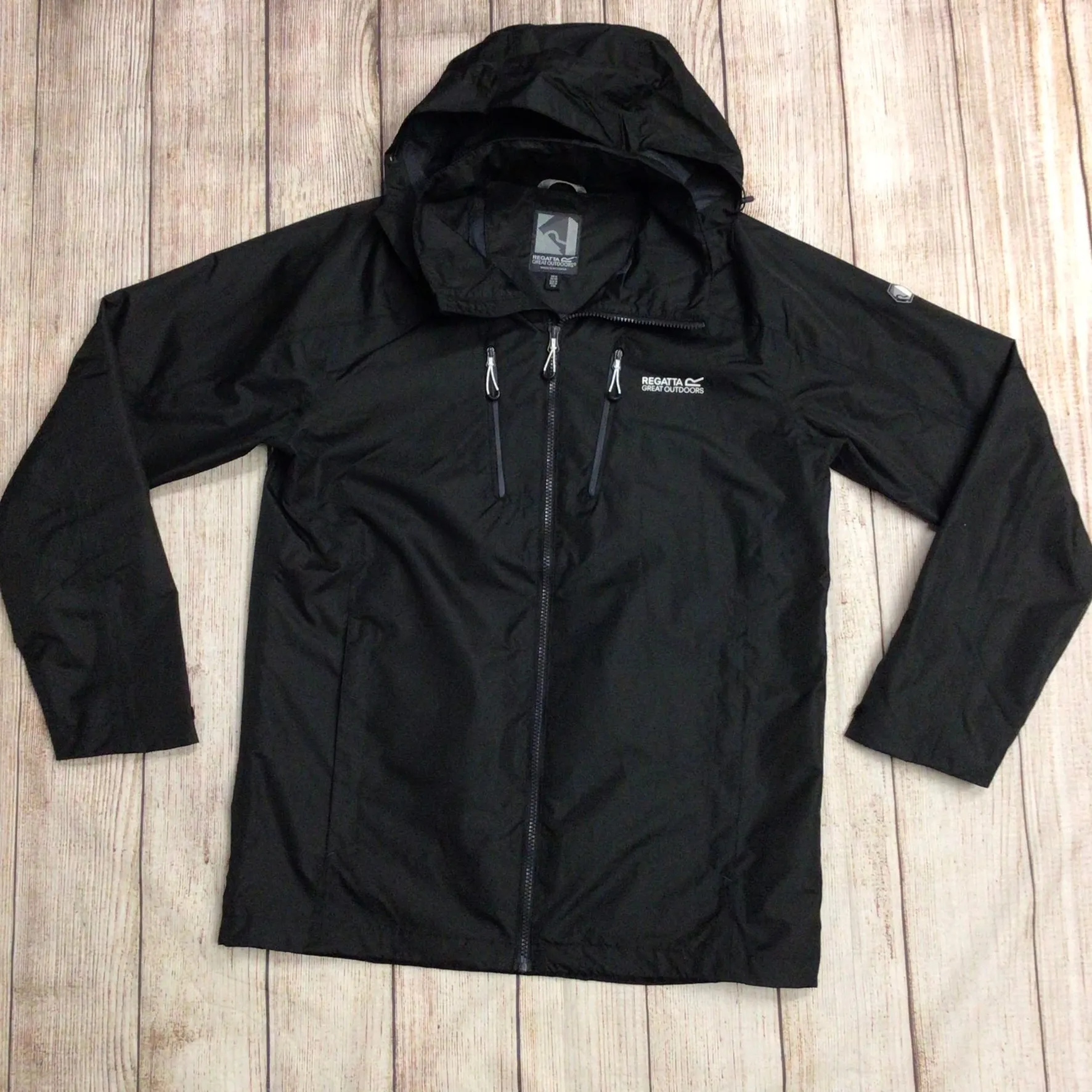 Regatta Black Lightweight Waterproof Jacket Size M