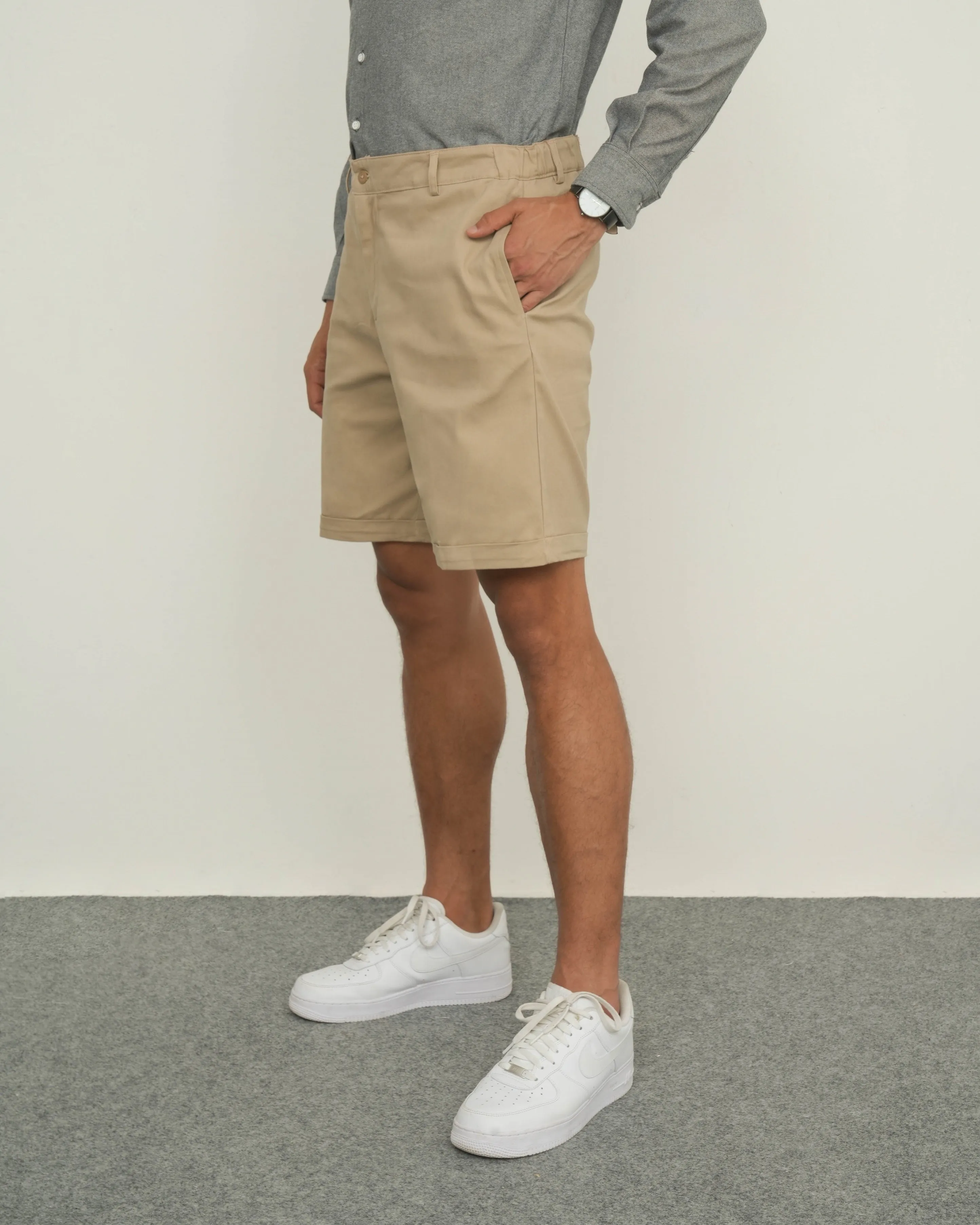 SHORT CHINOS